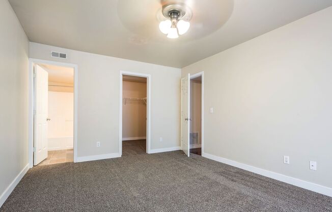 3 beds, 2 baths, 1,250 sqft, $2,150, Unit 670-205