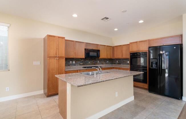 3 beds, 2 baths, 1,764 sqft, $2,100