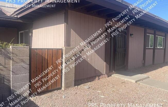 922 S ACAPULCO LN