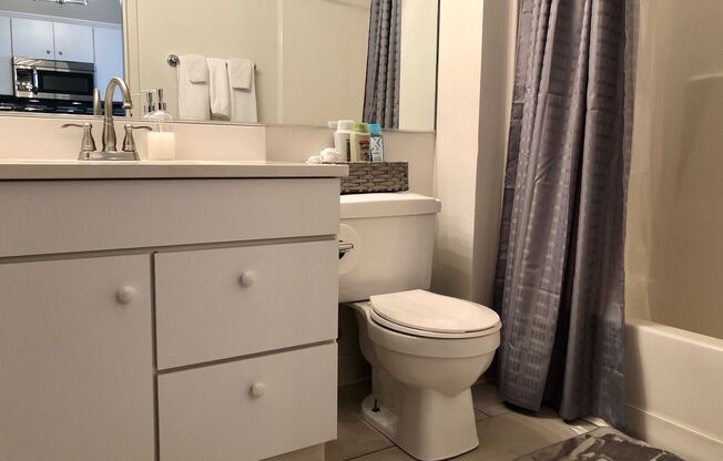 2 beds, 2 baths, 1,028 sqft, $1,699, Unit 806