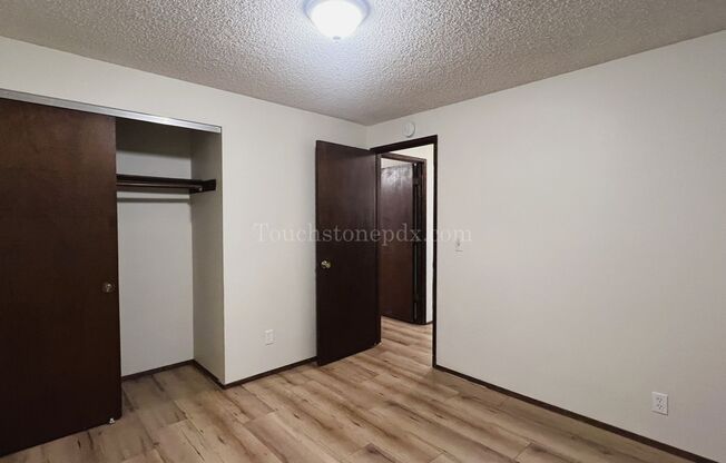 2 beds, 1 bath, $1,625, Unit 1403