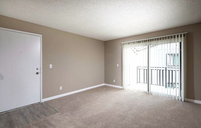 2 beds, 2 baths, 855 sqft, $2,495