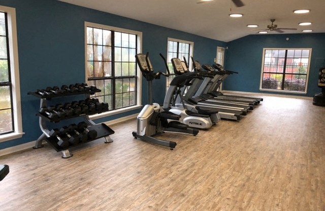 Three Oaks Apartments Fitness Center