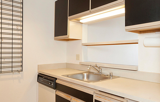 1 bed, 1 bath, 525 sqft, $1,499, Unit 201