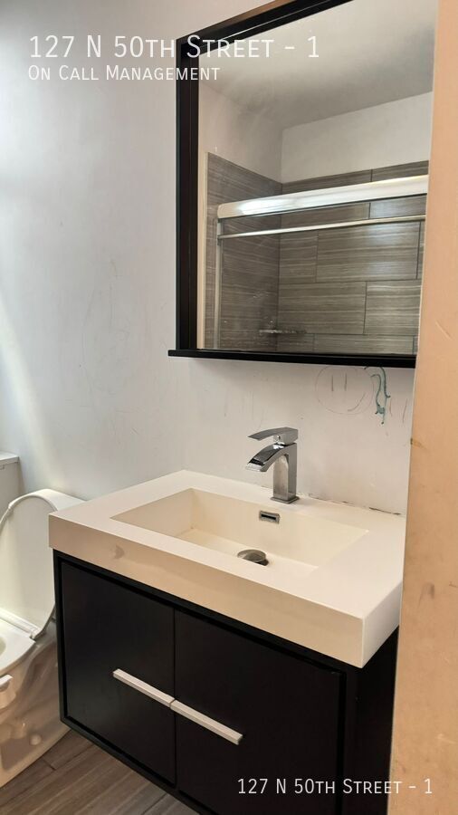 127 N 50 ST