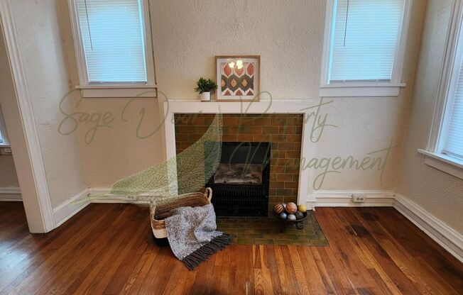 FREE RENT SPECIAL!!!