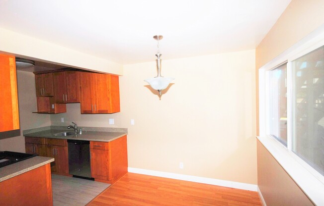 1 bed, 1 bath, $2,395