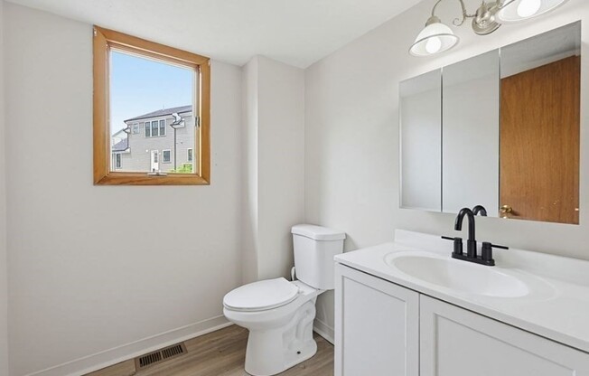 3 beds, 2.5 baths, 2,490 sqft, $3,700, Unit 20