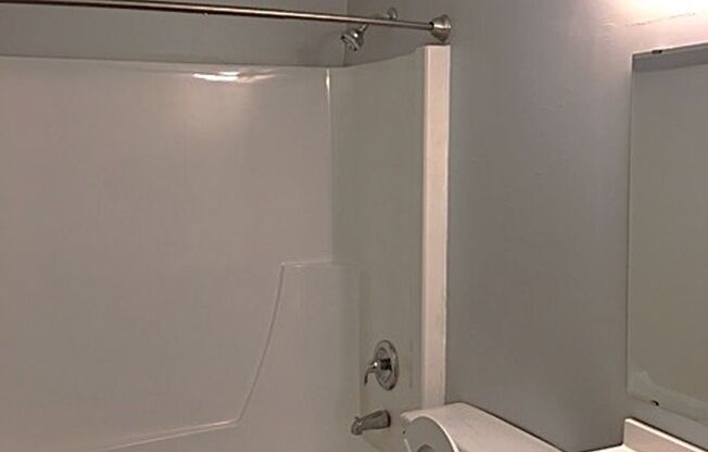 2 beds, 1.5 baths, 1,050 sqft, $1,425, Unit 505-A SH