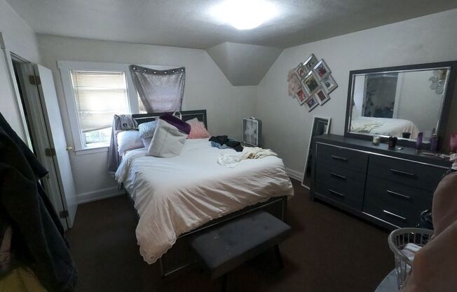 2 beds, 1 bath, $850