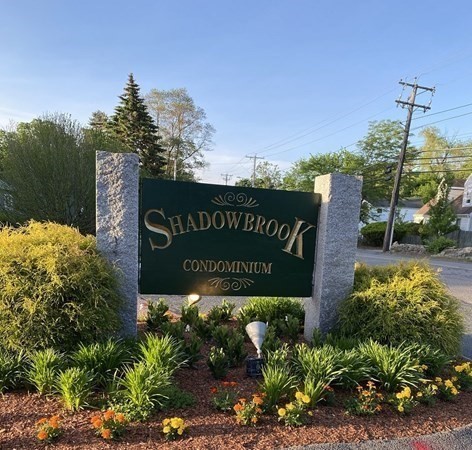 5 SHADOWBROOK LN