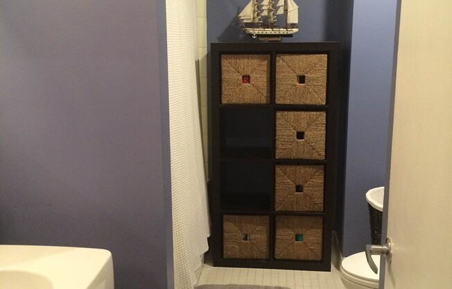 1 bed, 1 bath, 852 sqft, $3,600, Unit 1E