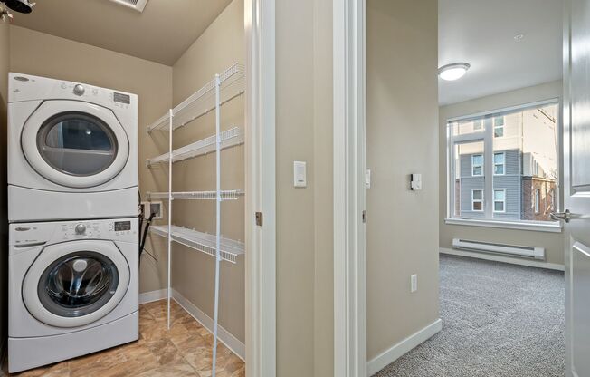 1 bed, 1 bath, 627 sqft, $2,500, Unit 304