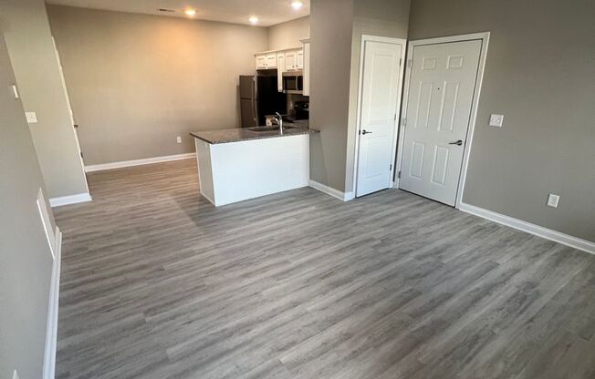 1 bed, 1 bath, 765 sqft, $895, Unit 226 2A