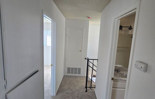 3 beds, 2.5 baths, 1,400 sqft, $3,595, Unit 1