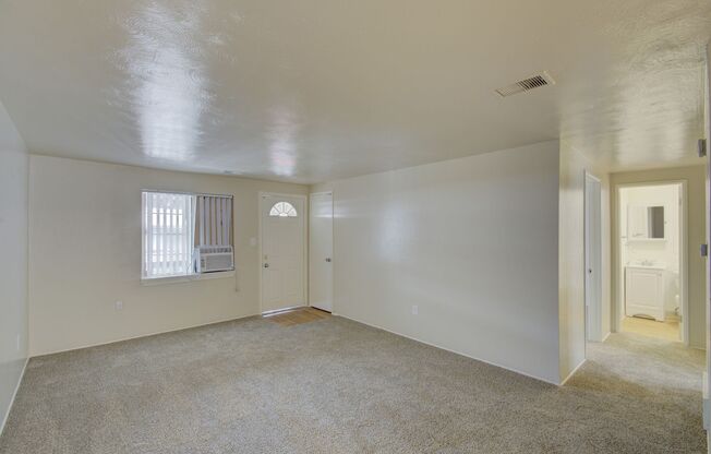 2 beds, 1 bath, 777 sqft, $1,650, Unit 8165