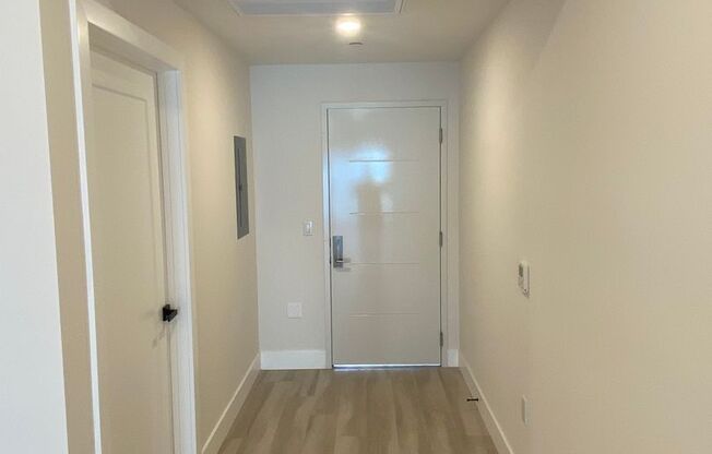 Studio, 1 bath, 513 sqft, $2,050, Unit 413