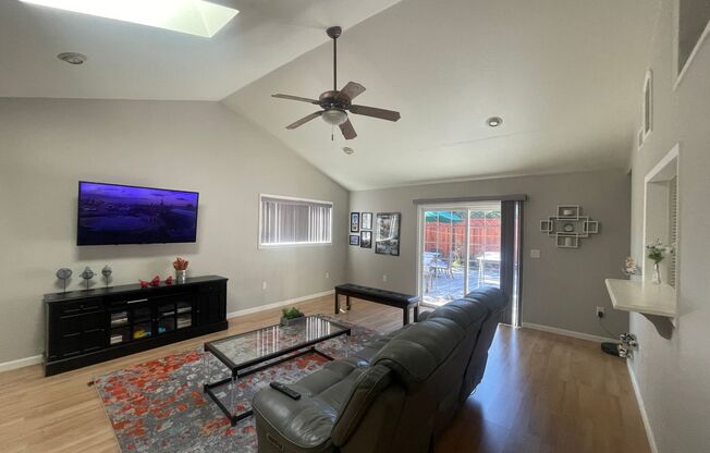 3 beds, 2 baths, $3,791