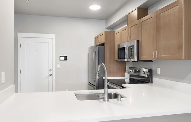 Studio, 1 bath, 523 sqft, $1,575, Unit 211