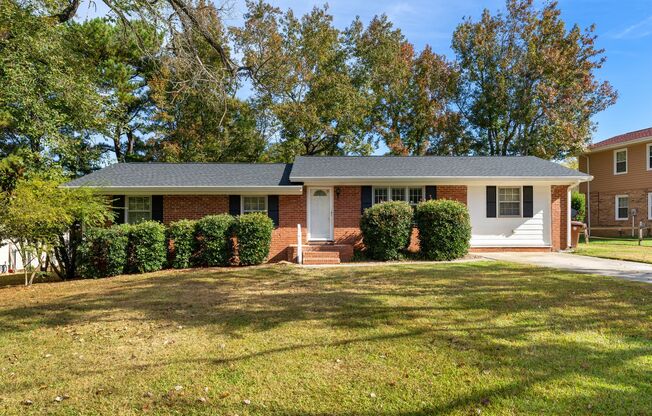Charming 4 Bedroom, 2 Bath Home in Great Garner Location Available NOW