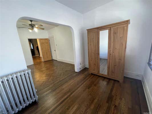 3 beds, 1 bath, $3,200, Unit 1