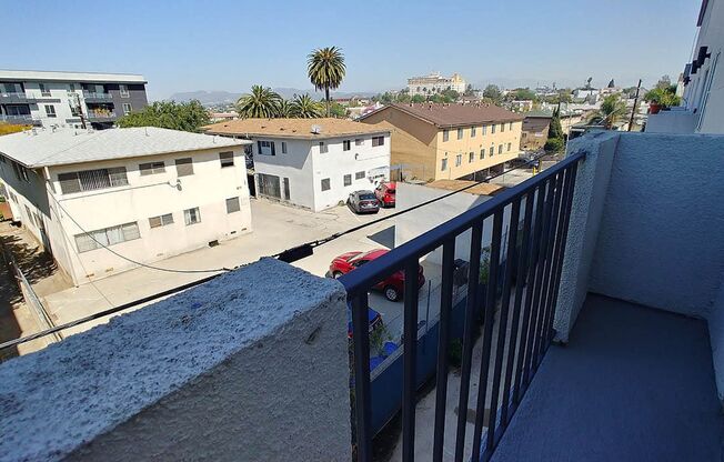 2 beds, 1 bath, 925 sqft, $2,850, Unit 307