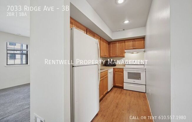 7033 RDG AVE