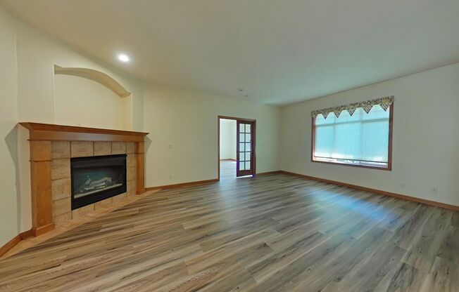 3 Bedroom House ~ Close to Corvallis Country Club ~ 55+ Community