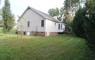 3 beds, 2 baths, $1,995