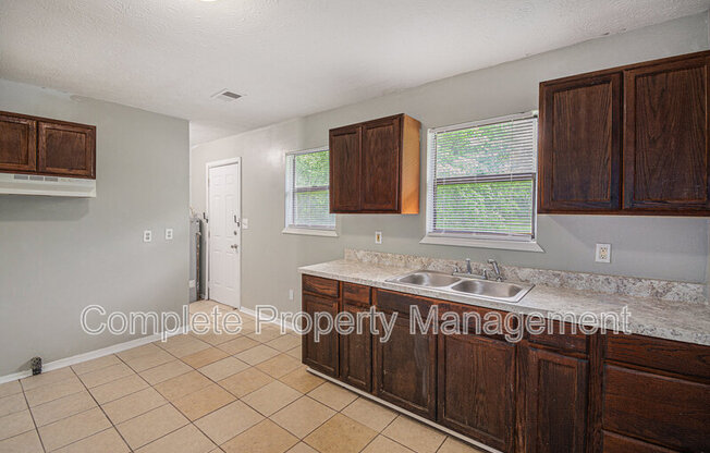 509 37 AVE W