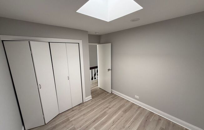 2 beds, 1.5 baths, $2,700, Unit 306