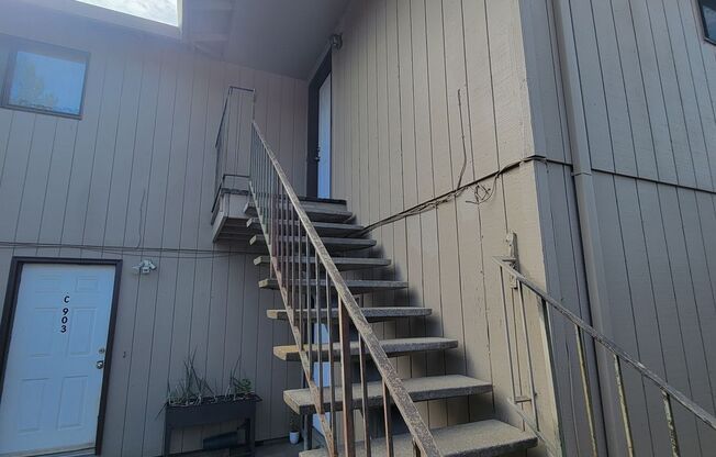 903 Charles St, Newberg