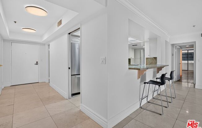 3 beds, 4 baths, 2,426 sqft, $6,995, Unit 309