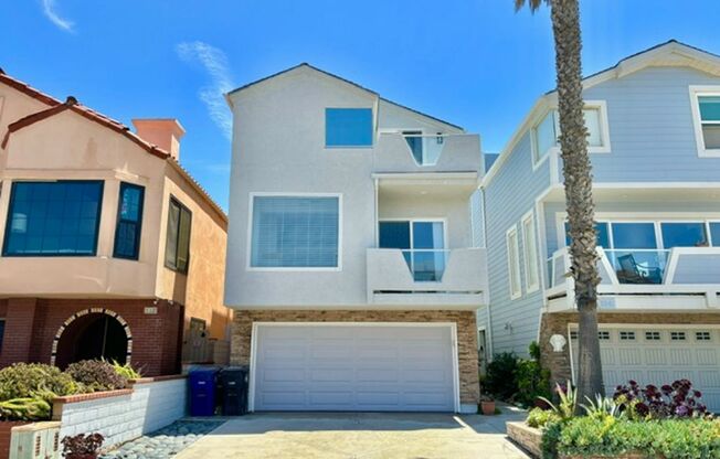 Hollywood Beach | Oxnard | 3 Bed + 3.5 Bath | Los Feliz