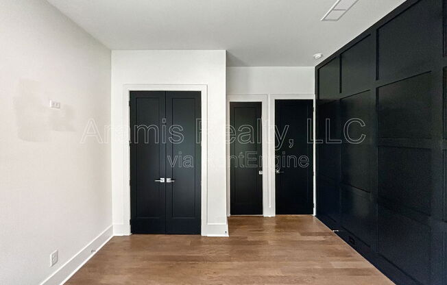 3 beds, 3 baths, 2,050 sqft, $3,200, Unit A