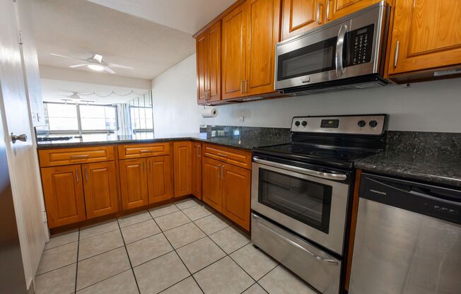 2 beds, 2 baths, $2,800