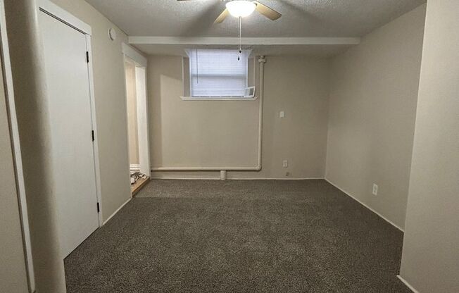 Dewey Apartments (3301 Dewey Ave.)