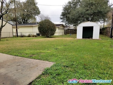 6923 COLE CRK DR