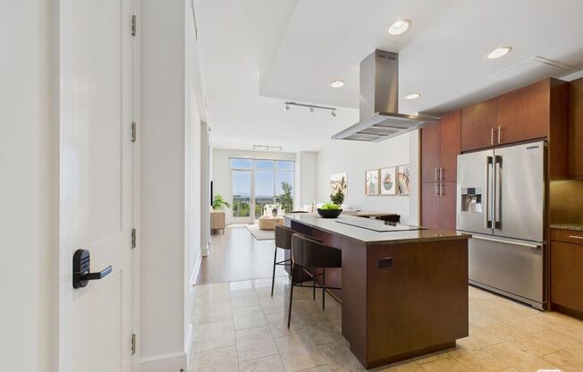 1 bed, 1 bath, 1,267 sqft, $6,895, Unit 706