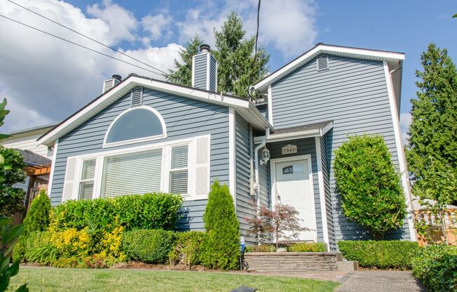 4bd/2.5ba Seattle Home