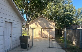 3 beds, 1.5 baths, $1,695