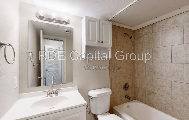 2 beds, 2 baths, 732 sqft, $1,280, Unit 224