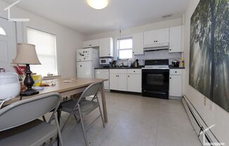 Two and a half (2.5) bedroom - laundry in unit