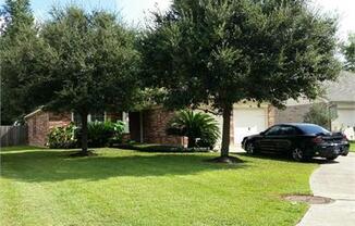 3 beds, 2 baths, $1,900