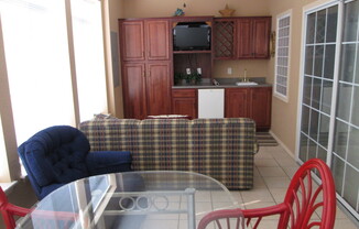 Large 2 Bedroom 2 Bath Garden Level Golf Course Apartment