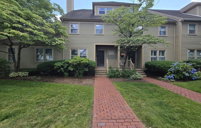 98 WASHINGTON PARK