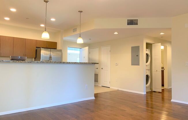 2 beds, 2 baths, 1,176 sqft, $2,800, Unit 404