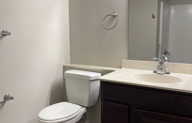 Dreamvesting Rentals (804 N 33rd St) (Nottingham)