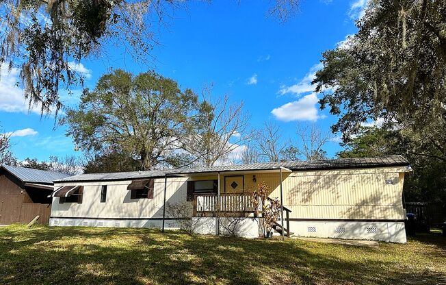 Affordable 3/2 in a Country Setting!