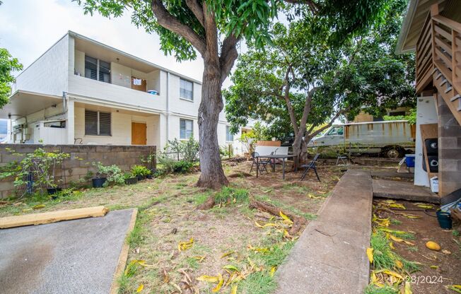 PALOLO AVE, 3 BR/1 BATH/1 PARKING, AVAILABLE NOW!